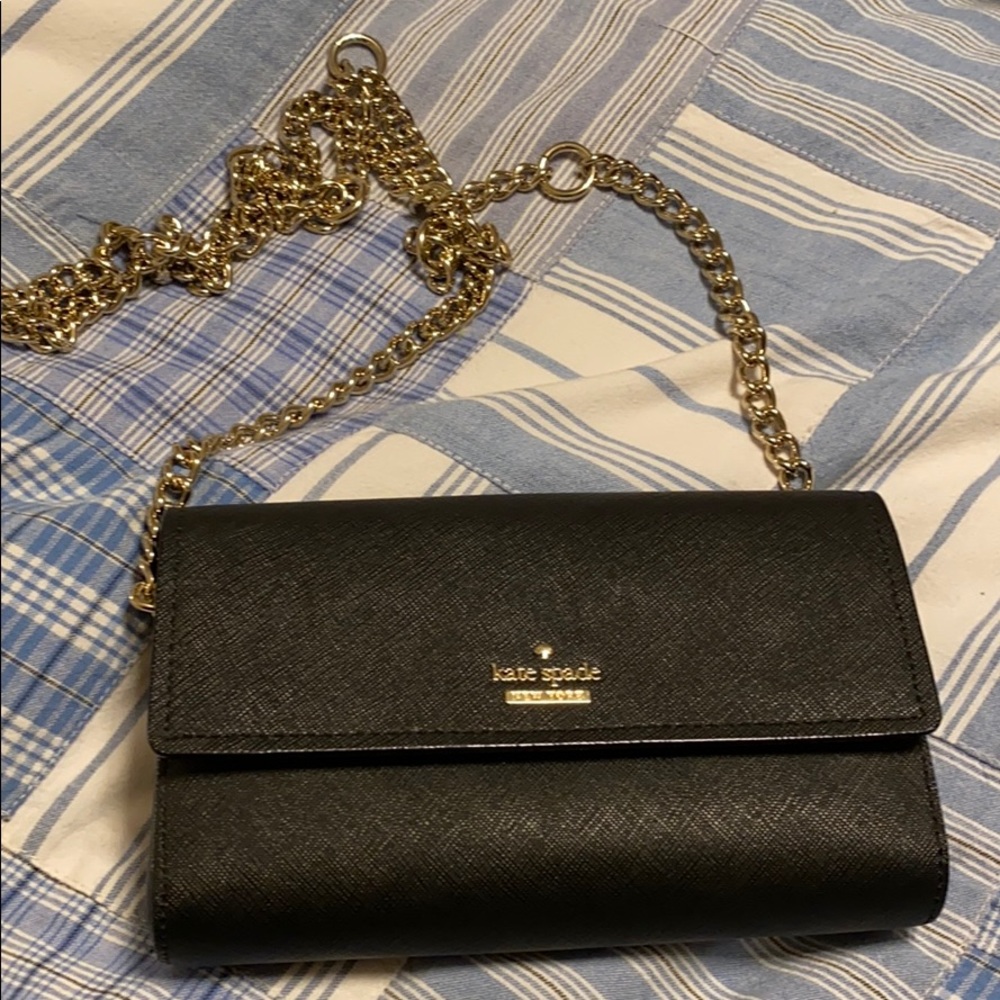 Nélda  Rialto place Kate Spade bag